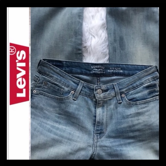 Levi's Denim - ❣️SALE❣️LEVI Mid-Rise Slim Cuffed Jean